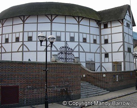 image: Globe Theatre