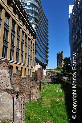image: Roman Wall
