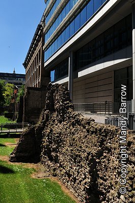 image: Roman Wall