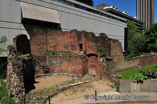 iage: Roman Wall